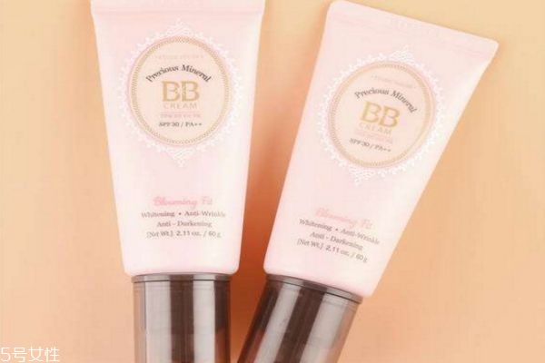 伊蒂之屋bb霜怎么樣 伊蒂之屋bb霜適合膚質(zhì) 伊蒂之屋bb霜怎么樣 伊蒂之屋bb霜適合膚質(zhì)