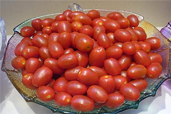 圣女果小孩子可以吃嗎 促進生長發(fā)育 圣女果小孩子可以吃嗎 促進生長發(fā)育