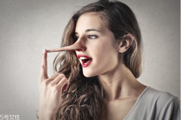 鼻子常常一邊通一邊不通？