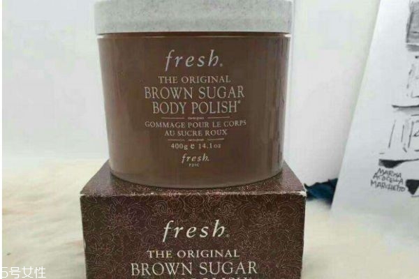 身體磨砂膏可以洗臉嗎 身體磨砂膏的作用 身體磨砂膏可以洗臉嗎 身體磨砂膏的作用