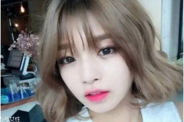 長(zhǎng)臉適合什么發(fā)型 長(zhǎng)臉女生禁忌的發(fā)型 長(zhǎng)臉適合什么發(fā)型 長(zhǎng)臉女生禁忌的發(fā)型