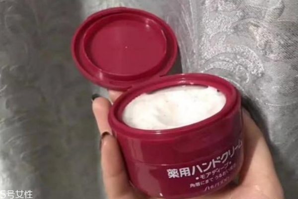 女士護(hù)手霜什么牌子好 好用滋潤(rùn)的護(hù)手霜推薦 女士護(hù)手霜什么牌子好 好用滋潤(rùn)的護(hù)手霜推薦