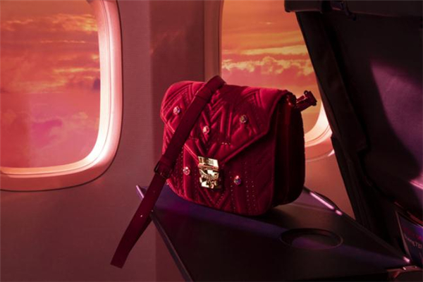 2019mcm情人節(jié)限定包包多少錢 滿足你的少女心 2019mcm情人節(jié)限定包包多少錢 滿足你的少女心