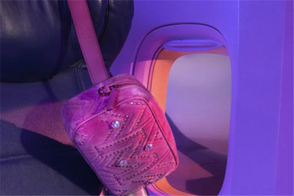 2019mcm情人節(jié)限定包包多少錢 滿足你的少女心 2019mcm情人節(jié)限定包包多少錢 滿足你的少女心