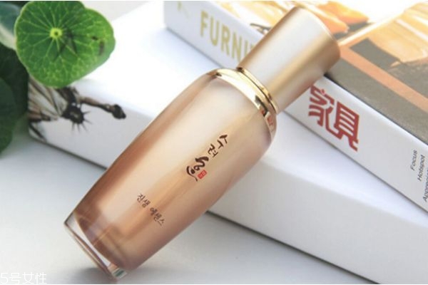 精華乳什么時候用最好 精華乳使用的正確順序 精華乳什么時候用最好 精華乳使用的正確順序