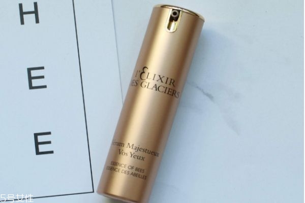 精華液和精華乳哪個(gè)先用 使用精華乳的正確順序 精華液和精華乳哪個(gè)先用 使用精華乳的正確順序