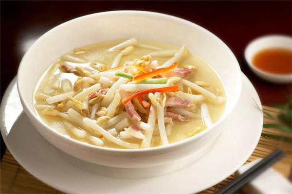 花生芽哺乳期可以吃嗎 有很多好處 花生芽哺乳期可以吃嗎 有很多好處