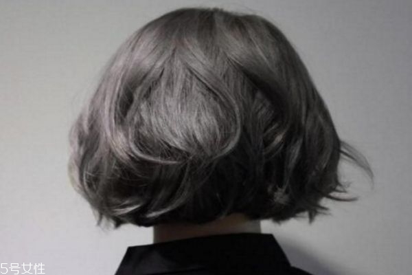 棕灰色頭發(fā)需要漂嗎 棕灰色頭發(fā)圖片 棕灰色頭發(fā)需要漂嗎 棕灰色頭發(fā)圖片