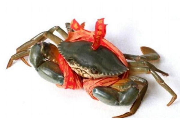 青蟹里面黑色膏能吃嗎 吃螃蟹的禁忌 青蟹里面黑色膏能吃嗎 吃螃蟹的禁忌