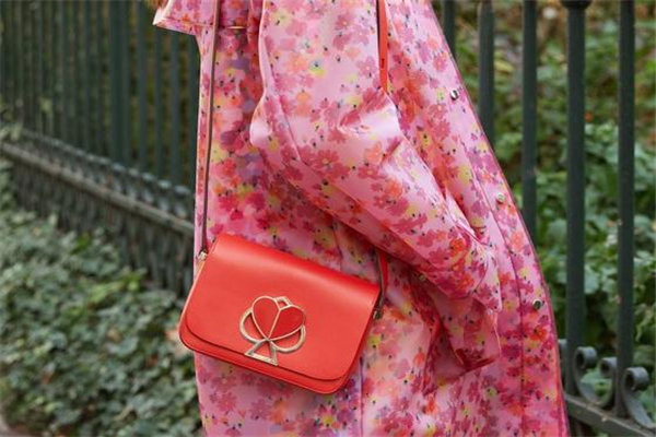 2019kate spade情人節(jié)限定包包價(jià)格 滿滿愛意 2019kate spade情人節(jié)限定包包價(jià)格 滿滿愛意