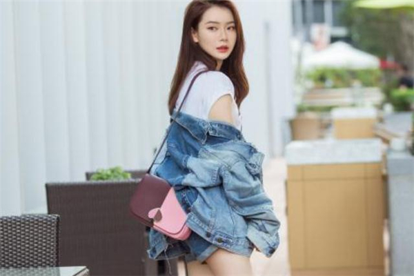 2019kate spade情人節(jié)限定包包尺寸 兩種大小可選 2019kate spade情人節(jié)限定包包尺寸 兩種大小可選