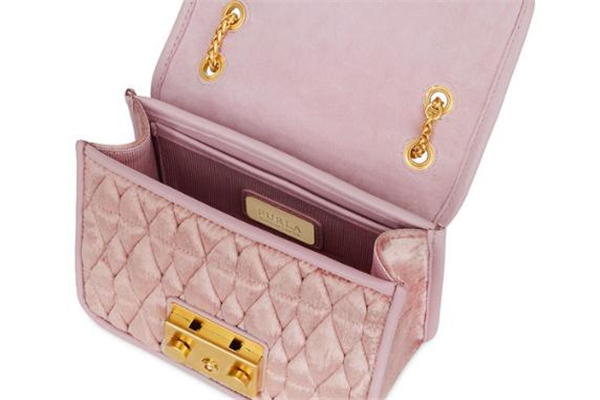 2019furla情人節(jié)限定包包價(jià)格 質(zhì)感一級(jí)棒 2019furla情人節(jié)限定包包價(jià)格 質(zhì)感一級(jí)棒