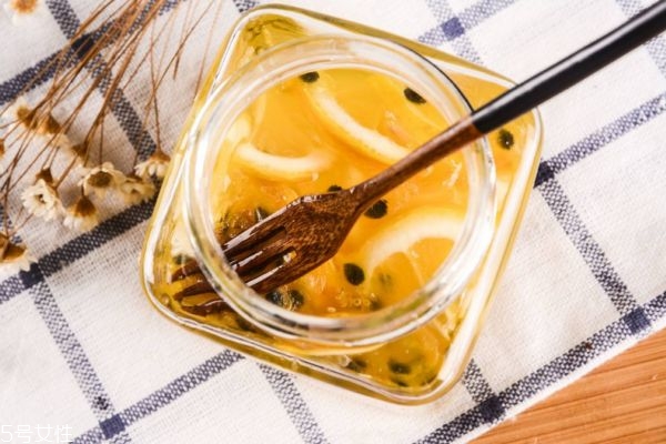 月經期間能喝蜂蜜水嗎 來例假不能喝什么