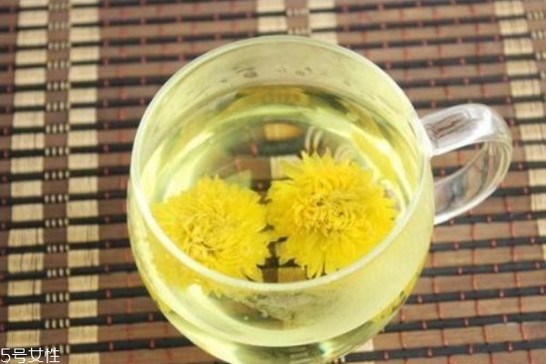 熬夜泡什么水喝比較好 經(jīng)常熬夜泡什么喝好 熬夜泡什么水喝比較好 經(jīng)常熬夜泡什么喝好