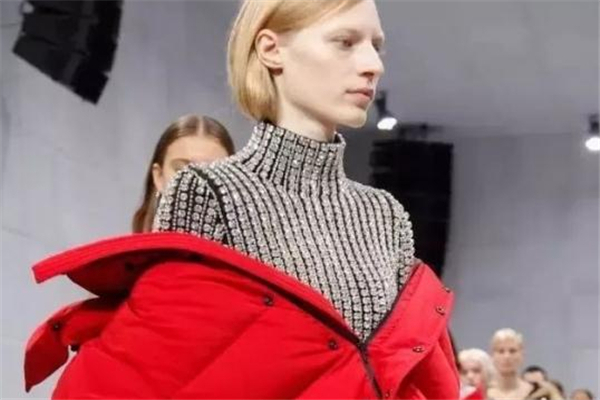 冬天衣服需要天天洗嗎 沒這個(gè)必要 冬天衣服需要天天洗嗎 沒這個(gè)必要