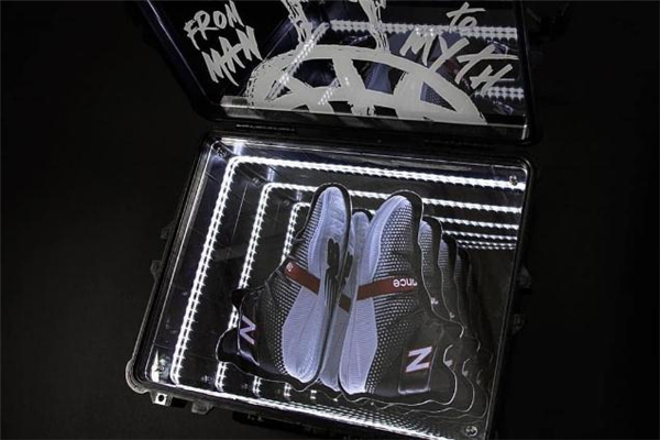 新百倫倫納德簽名球鞋開箱測評 倫納德全新戰(zhàn)靴細節(jié) 新百倫倫納德簽名球鞋開箱測評 倫納德全新戰(zhàn)靴細節(jié)