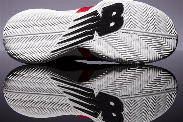 新百倫倫納德簽名球鞋開箱測評 倫納德全新戰(zhàn)靴細節(jié) 新百倫倫納德簽名球鞋開箱測評 倫納德全新戰(zhàn)靴細節(jié)