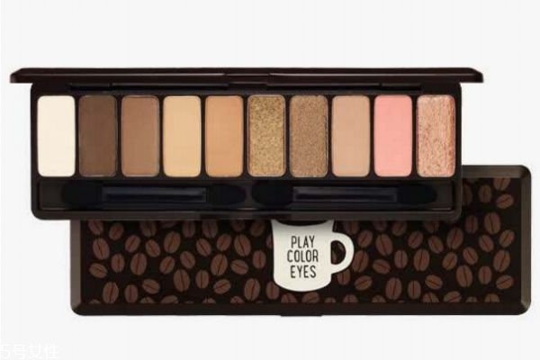 伊蒂之屋多色眼影盤怎么樣 伊蒂之屋玩轉色彩多色眼影盤 伊蒂之屋多色眼影盤怎么樣 伊蒂之屋玩轉色彩多色眼影盤