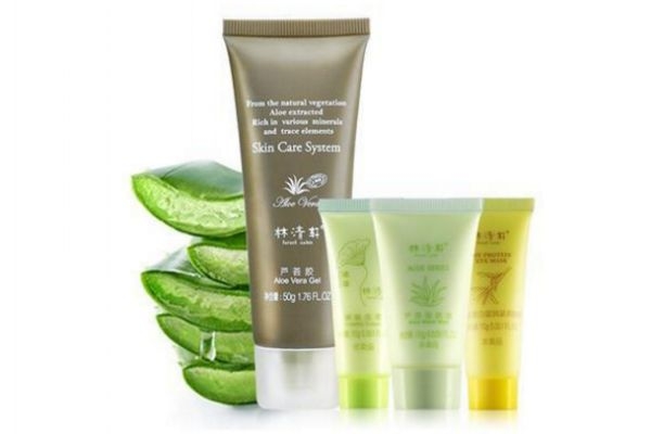完美和林清軒蘆薈膠哪個好用 林清軒蘆薈膠的多種用法 完美和林清軒蘆薈膠哪個好用 林清軒蘆薈膠的多種用法