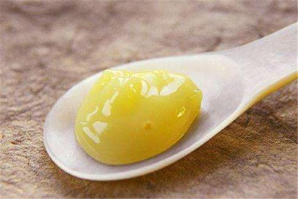 低血壓能吃蜂王漿嗎 可能產(chǎn)生不適 低血壓能吃蜂王漿嗎 可能產(chǎn)生不適