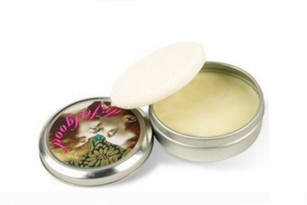 貝玲妃豬油膏有什么功效 貝玲妃豬油膏效果 貝玲妃豬油膏有什么功效 貝玲妃豬油膏效果