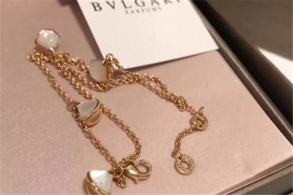 寶格麗小扇子手鏈尺寸 兩種長度可供選擇 寶格麗小扇子手鏈尺寸 兩種長度可供選擇
