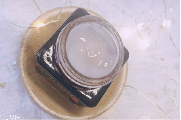 雅詩(shī)蘭黛眼霜新款老款區(qū)別 雅詩(shī)蘭黛眼霜新舊對(duì)比 雅詩(shī)蘭黛眼霜新款老款區(qū)別 雅詩(shī)蘭黛眼霜新舊對(duì)比