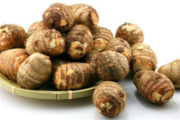 芋頭去皮后能放冰箱嗎 不利于儲(chǔ)存 芋頭去皮后能放冰箱嗎 不利于儲(chǔ)存