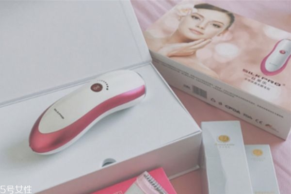 silkpro青春版和silkpro輕奢版哪個(gè)好 脫毛儀對(duì)比 silkpro青春版和silkpro輕奢版哪個(gè)好 脫毛儀對(duì)比