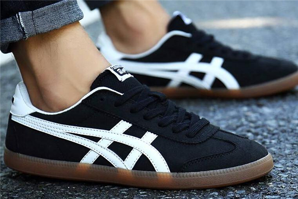 鬼冢虎和耐克哪個好 兩者各有優(yōu)勢