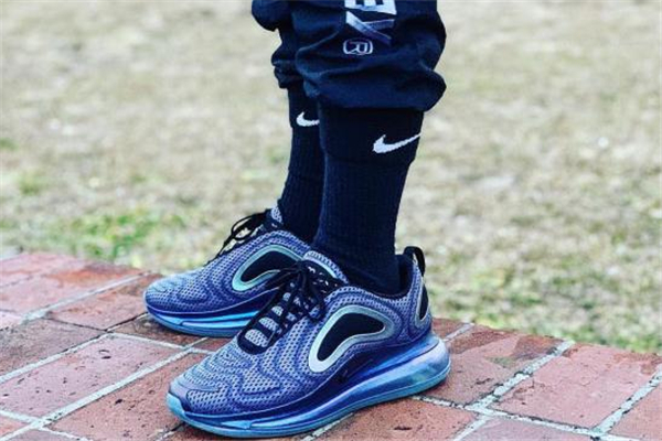 nike air max 720測評 上腳實(shí)戰(zhàn)報(bào)告