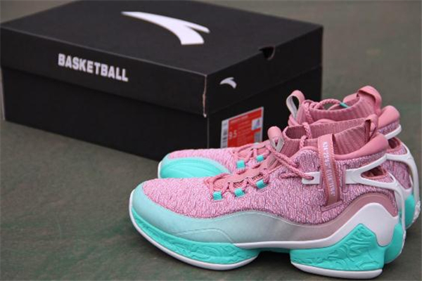 安踏ufo2代異形實戰(zhàn)測評 國產球鞋良心之作