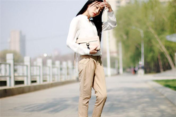 畢業(yè)生面試一定要穿正裝嗎 大方得體即可 畢業(yè)生面試一定要穿正裝嗎 大方得體即可