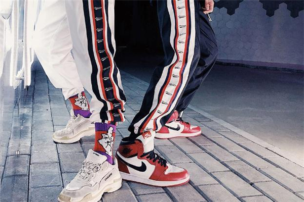 o型腿適合穿束腳褲嗎 會(huì)暴露缺陷 o型腿適合穿束腳褲嗎 會(huì)暴露缺陷