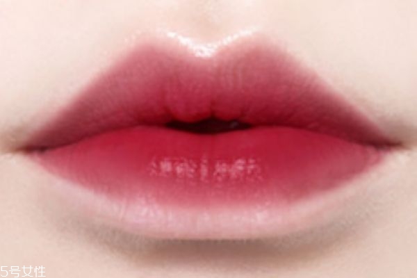 伊蒂之屋甜蜜之戀晶瑩炫彩唇膏哪個顏色好看 伊蒂之屋甜蜜之戀晶瑩炫彩唇膏哪個顏色好看