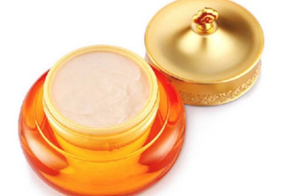 哪些眼霜適合27歲使用 適合27歲使用的眼霜推薦 哪些眼霜適合27歲使用 適合27歲使用的眼霜推薦