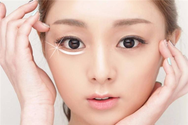 超聲波去眼袋能保持多久 看個(gè)人保養(yǎng)情況 超聲波去眼袋能保持多久 看個(gè)人保養(yǎng)情況