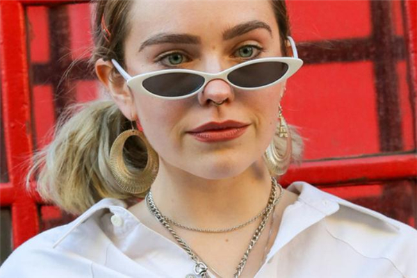 2019年流行什么耳環(huán) 時(shí)裝周耳環(huán)流行趨勢(shì) 2019年流行什么耳環(huán) 時(shí)裝周耳環(huán)流行趨勢(shì)