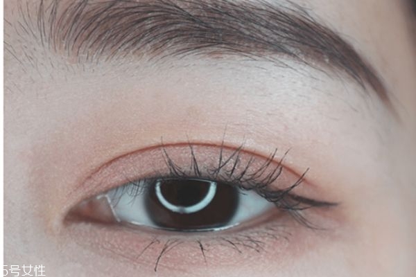 雙色眼影怎么正確使用 雙色眼影推薦 雙色眼影怎么正確使用 雙色眼影推薦