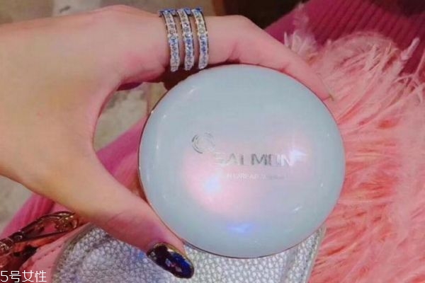 鮭魚氣墊是什么牌子 日本salmon鮭魚氣墊 鮭魚氣墊是什么牌子 日本salmon鮭魚氣墊