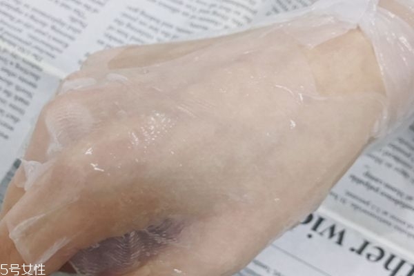 snp面膜怎么是網(wǎng)狀的 snp面膜真假辨別 snp面膜怎么是網(wǎng)狀的 snp面膜真假辨別