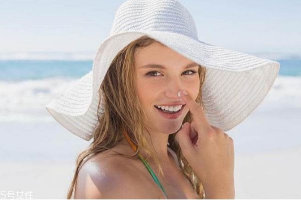 如何選擇最好的防曬霜 超級(jí)好用的防曬霜推薦 如何選擇最好的防曬霜 超級(jí)好用的防曬霜推薦