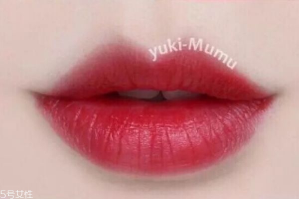 tf15和16哪個好看 tf黑管口紅大熱色號 tf15和16哪個好看 tf黑管口紅大熱色號