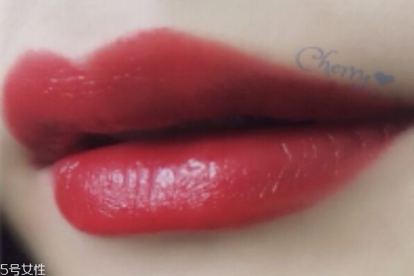 tf15和16哪個好看 tf黑管口紅大熱色號 tf15和16哪個好看 tf黑管口紅大熱色號