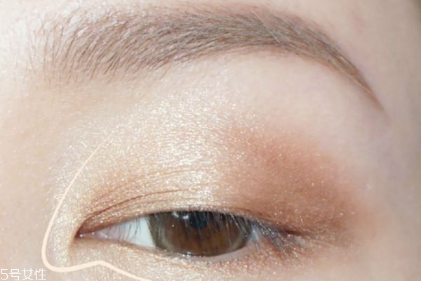 春夏浪漫約會妝教程 春夏清透日常眼妝教程 春夏浪漫約會妝教程 春夏清透日常眼妝教程