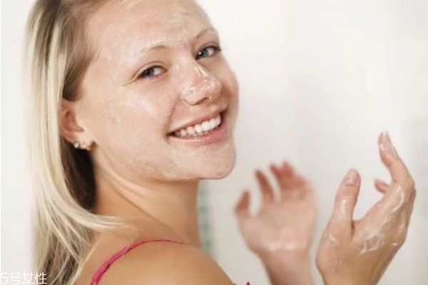 春季護(hù)膚要注意什么 春季護(hù)膚注意事項(xiàng) 春季護(hù)膚要注意什么 春季護(hù)膚注意事項(xiàng)
