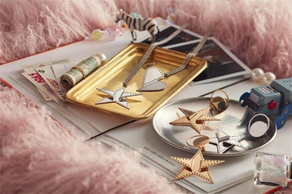 cissy shi是國產嗎 ins大熱配飾品牌