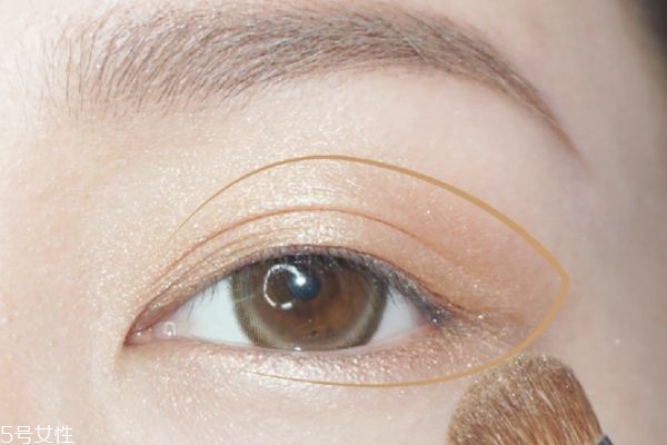 春夏浪漫約會妝教程 春夏清透日常眼妝教程 春夏浪漫約會妝教程 春夏清透日常眼妝教程