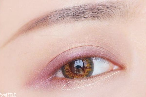 nars雙色眼影有什么顏色 nars雙色眼影畫法 nars雙色眼影有什么顏色 nars雙色眼影畫法