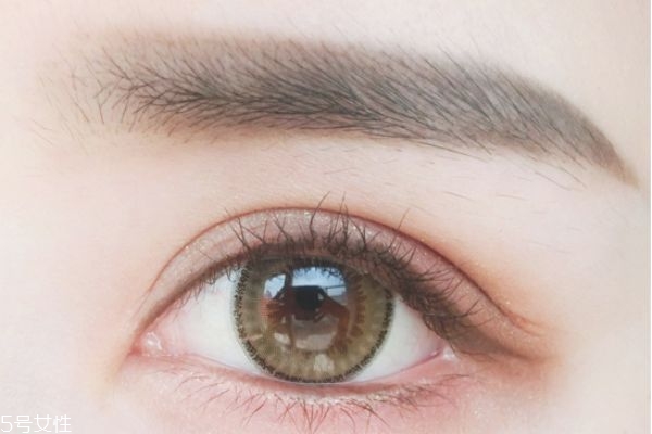 春夏浪漫約會妝教程 春夏清透日常眼妝教程 春夏浪漫約會妝教程 春夏清透日常眼妝教程